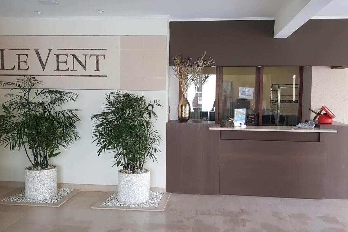 Beautiful Apartment In Eagle Beach Levent Palm Beach Ngoại thất bức ảnh